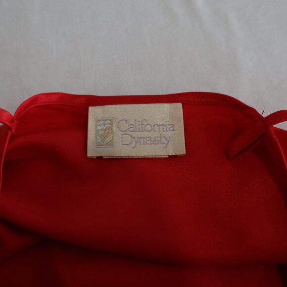 California Dynasty Womens Vintage Robe Chemise Set Red Lace Slip Dress Size Med - Picture 6 of 13